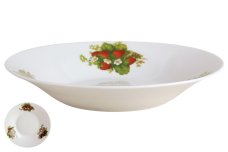 Тарелка суповая 500мл/20см Клубника